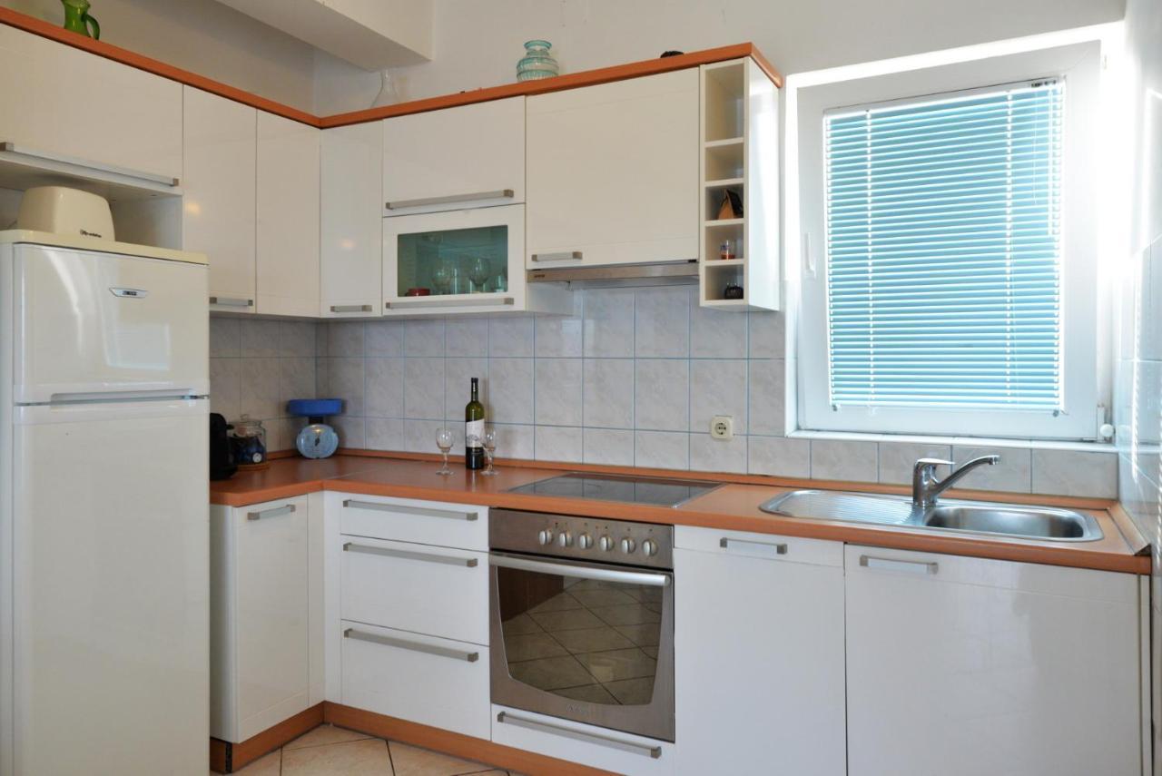 Apartman Rasip, Murter Exteriör bild