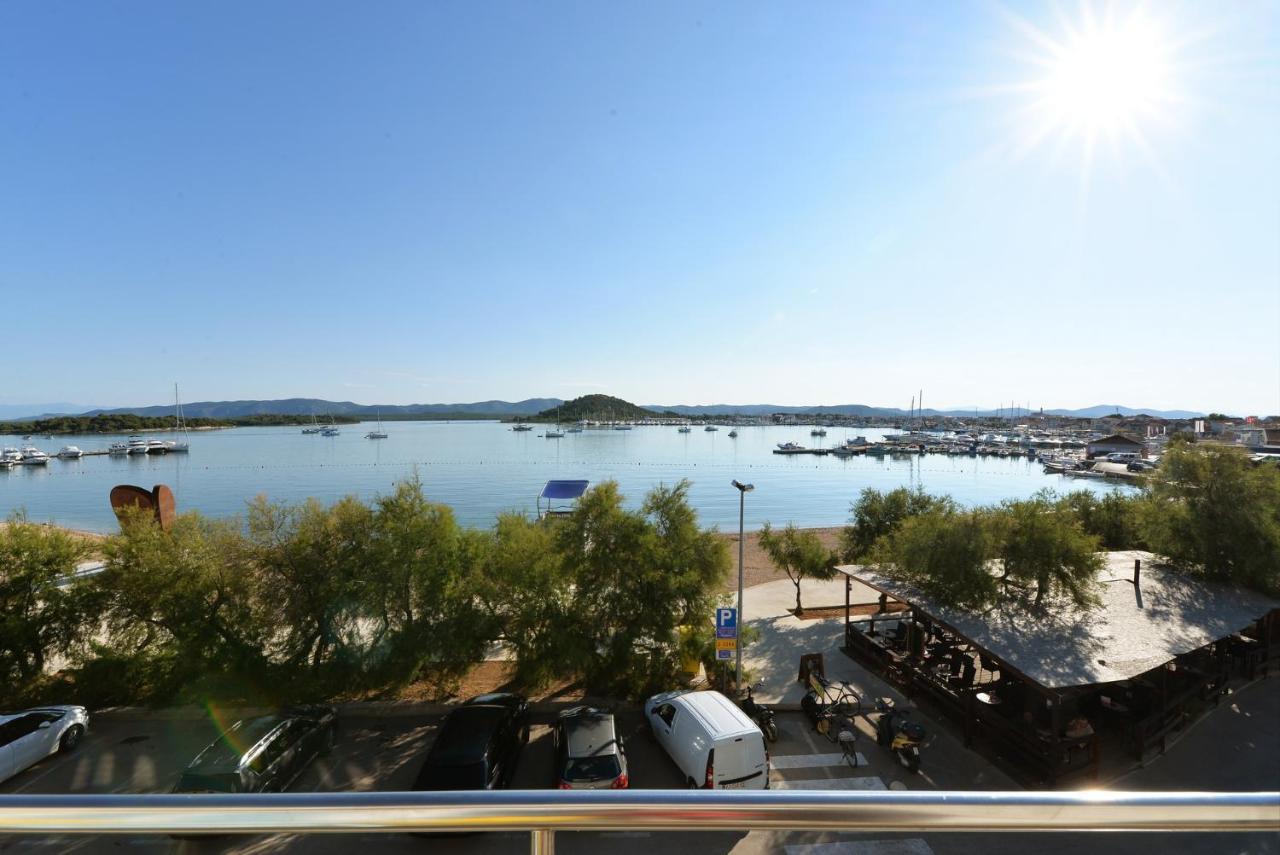 Apartman Rasip, Murter Exteriör bild